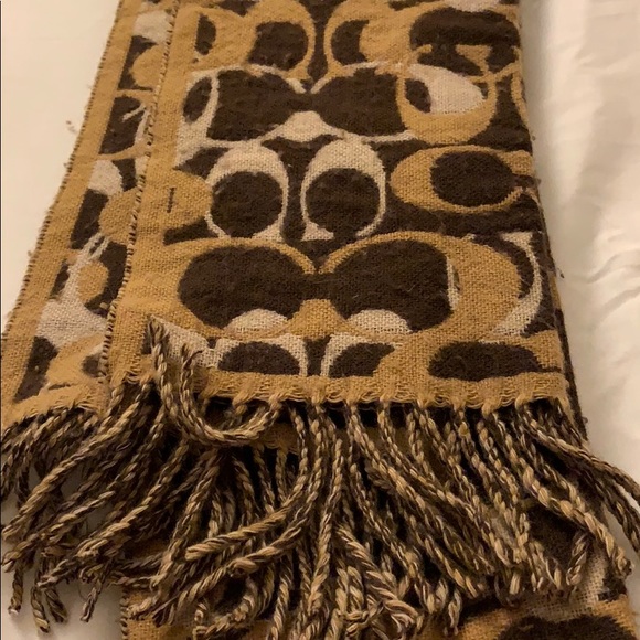 Coach scarf - Picture 1 of 3